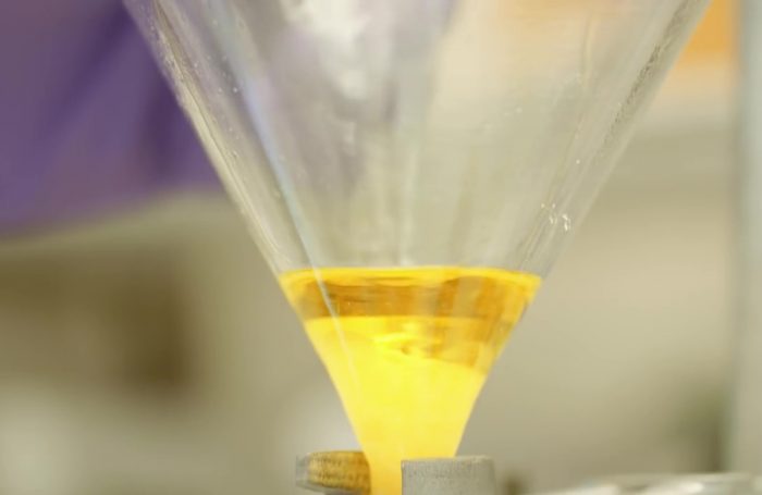 Il quadricilano nel suo stato liquido