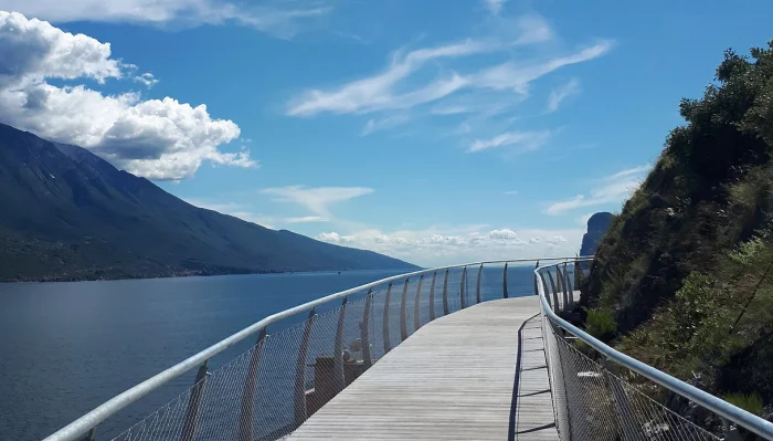 garda by lake
